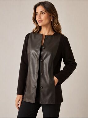 Dialogue women's mixed media
jacket/cardigan
Size Large